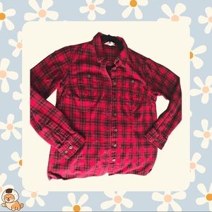 Duluth Trading Red & Black Flannel/Plaid Button Down